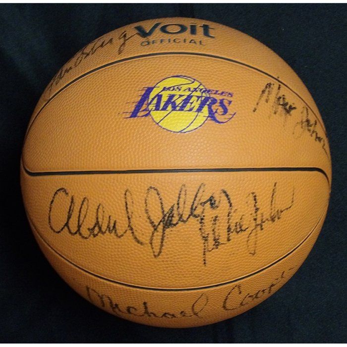 Cool Stuff Auctions | Signed Hollywood, Sports & Studio Memorabilia