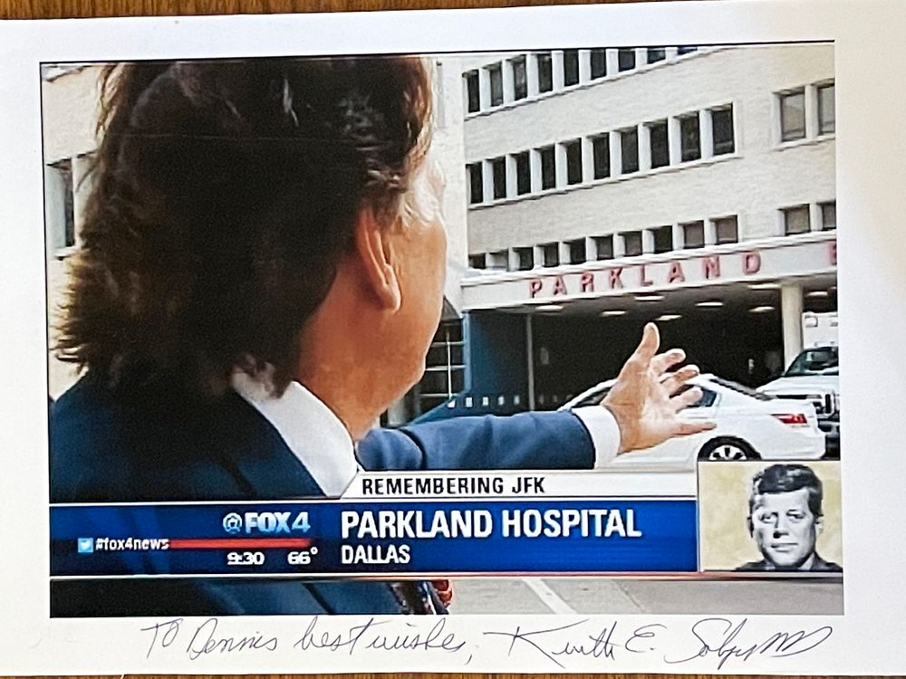 Cool Stuff Auctions | מכירה  585 | Autographed Memorabilia - Movies, Music & TV - Signed Albums, Photos & Posters