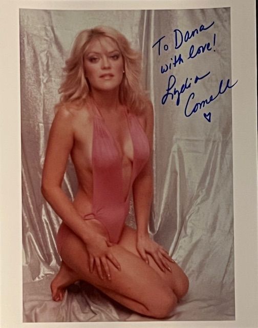 Cool Stuff Auctions | מכירה  591 | $15 LIVE AUCTION | Autographed Memorabilia | Movies | TV | Music