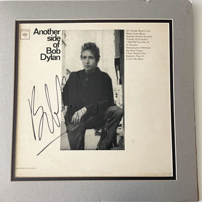 Another Side of Bob Dylan signed LP cover. Another Side of Bob Dylan 1964 signed LP cover 