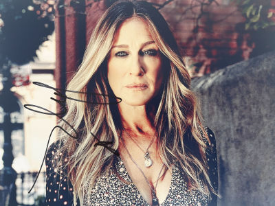 Sarah Jessica Parker signed photo. 8x10 inches