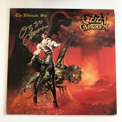 Ozzy Osbourne The Ultimate Sin signed album. GFA Authenticated. Ozzy Osbourne The Ultimate Sin 