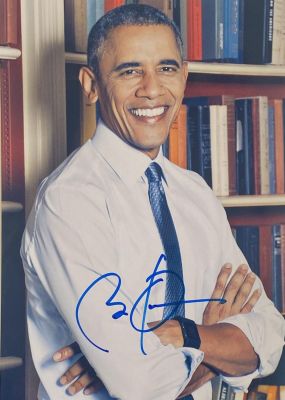 Barack Obama signed photo. 9x12 inches
