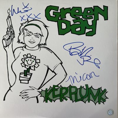 Green Day signed "Kerplunk" album. Green Day's 2008 hit album "Kerplunk" autographed by Billie 