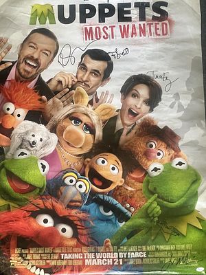 The Muppets Most Wanted cast signed poster JSA authenticated autographed by Tina Fey, Ricky 