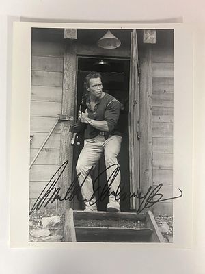 Arnold Schwarzenegger signed photo. 8x10 inches