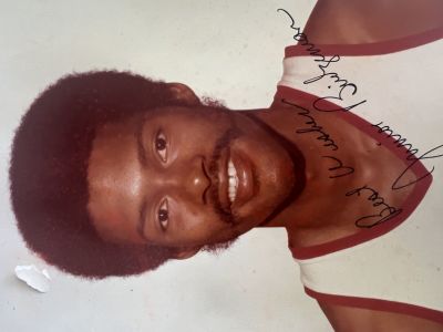 NBA Ulysses Lee "Junior" Bridgeman signed photo. 8x10 inches