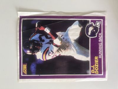 Minnesota Vikings D. J. Dozier signed photo. 9x12 inches