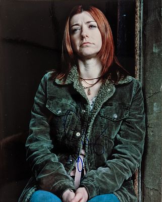 American Pie Alyson Hannigan signed photo. Alyson Hannigan autographed photo. 8x10 inches