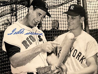 Boston Red Sox Ted Williams signed photo. 8x10 inches