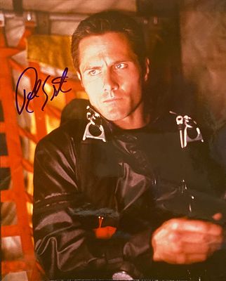 Silk Stalkings Rob Estes signed photo. Robert Estes signed photo. 8x10 inches