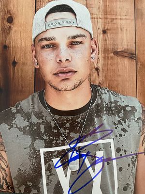 Country Singer Kane Brown signed photo. 8x10 inches