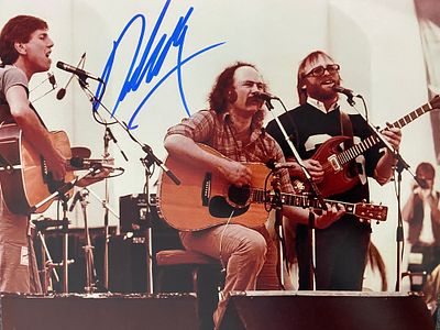 CSNY David Crosby signed photo. 8x10 inches