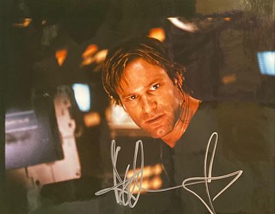 London Has Fallen Aaron Eckhart Signed Photo. Aaron Eckhart Signed Photo. 8x10 inches