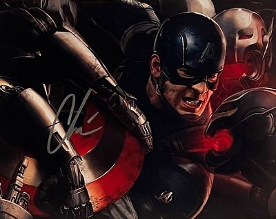 Captain America Chris Evans Signed Photo. 8x10 inches