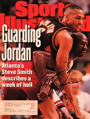 Sports Illustrated magazine signed by Michael Jordan. Sports Illustrated Magazine with Michael