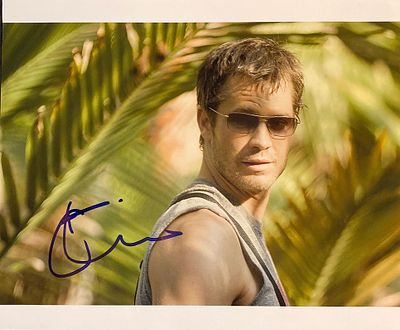 Deadwood Timothy Olyphant signed photo. Timothy Olyphant signed photo. 8X10 Inches