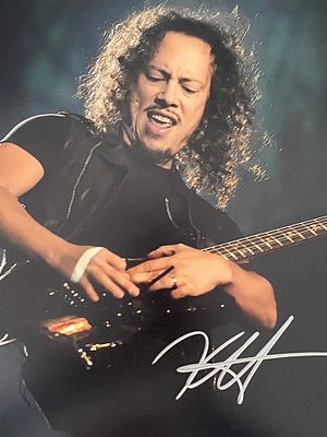 Metallica Kirk Hammett signed photo. 8x10 inches