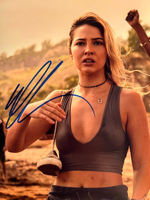 Outer Banks Madelyn Cline Signed Photo. 8x10 inches.