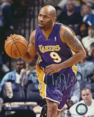 NBA Star Chucky Atkins signed photo. Chucky Atkins autographed photo. 8x10 inches