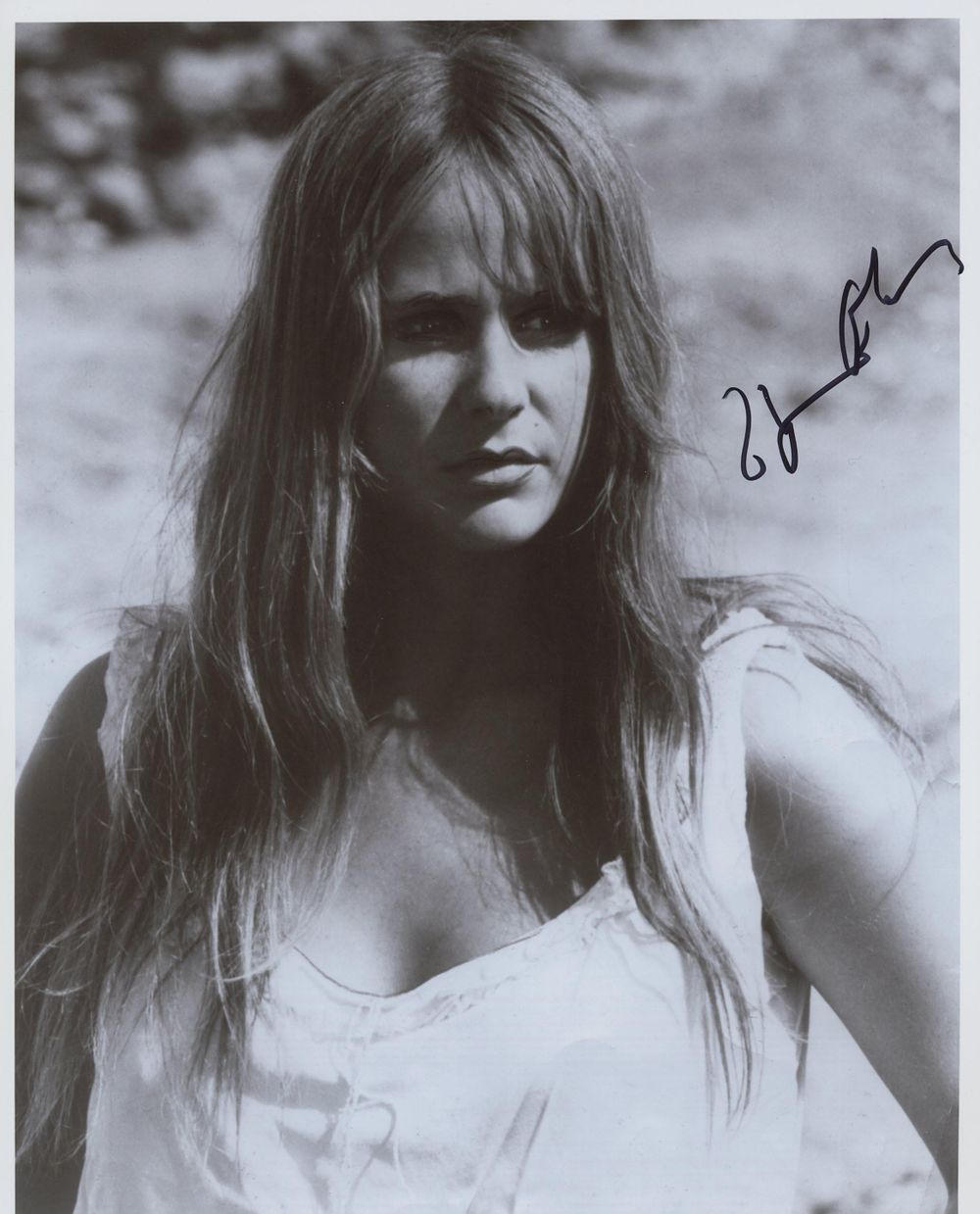 Hoosiers Barbara Hershey signed photo. Barbara Hershey signed photo. 8x10 inches