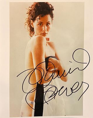 The Beekeeper Minnie Driver Signed Photo. Minnie Driver Signed Photo. 8x10 inches