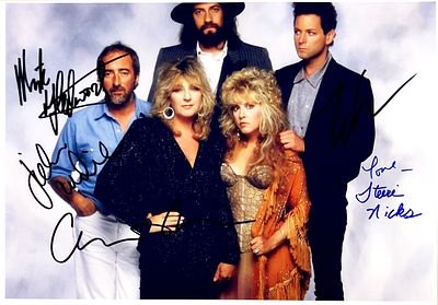 Fleetwood Mac facsimile signed photo. Fleetwood Mac facsimile signed photo autographed by 