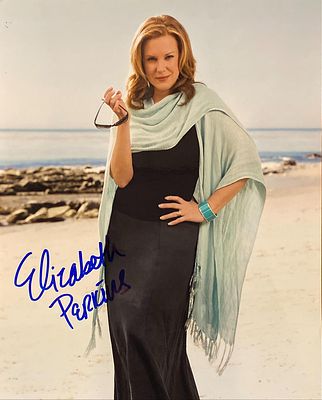Big Elizabeth Perkins signed photo. Elizabeth Perkins signed photo. 8X10 Inches