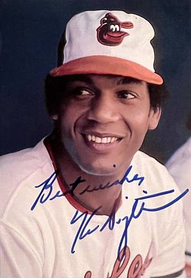 Ken Singleton signed photo. 3x5 inches