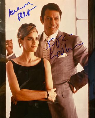 Igby Goes Down Jeff Goldblum and Amanda Peet signed movie photo. Igby Goes Down signed movie 