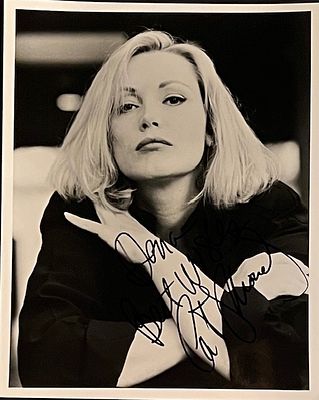 Raging Bull Cathy Moriarty Signed Photo. Cathy Moriarty Signed Photo. 8x10 inches.