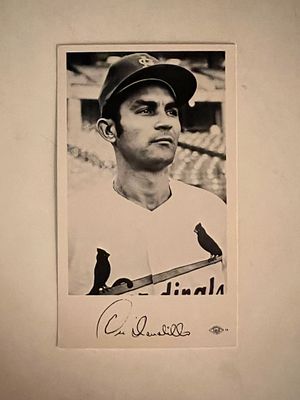 Vic Davalillo facsimile signed photo. 3x5 inches