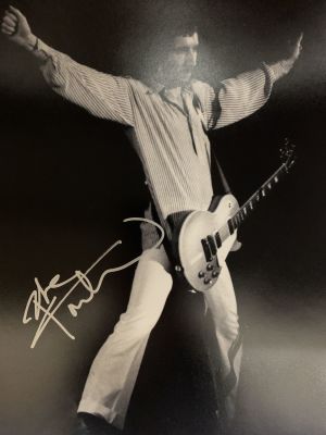 Pete Townshend signed photo. 11x14 inches