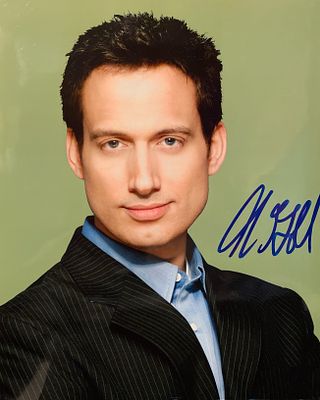 Elon Gold signed photo. Elon Gold signed photo. 8x10 inches