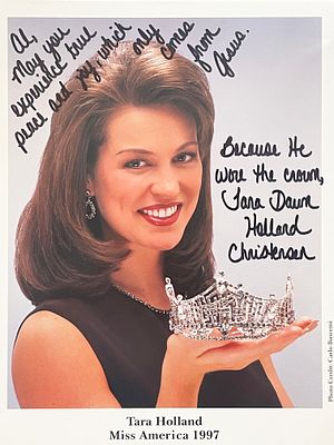 1997 Miss America Tara Holland signed photo. 8x10 inches