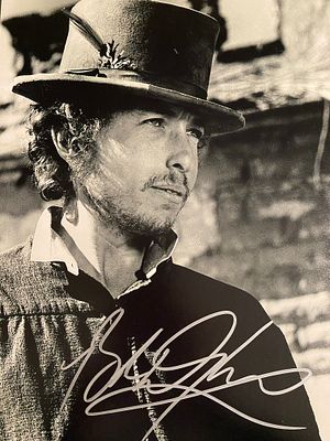 Bob Dylan signed photo. 8x10 inches