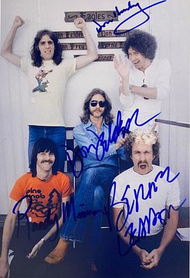 The Eagles facsimile band signed photo. The Eagles facsimile signed photo autographed by Don 