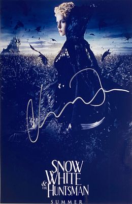 Snow White & The Huntsman Charlize Theron facsimile signedphoto. Snow White & The Huntsman 