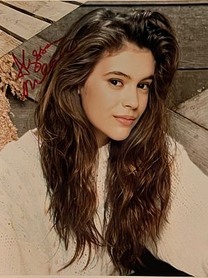 Who's the Boss Alyssa Milano Signed Photo. 8x10 inches.