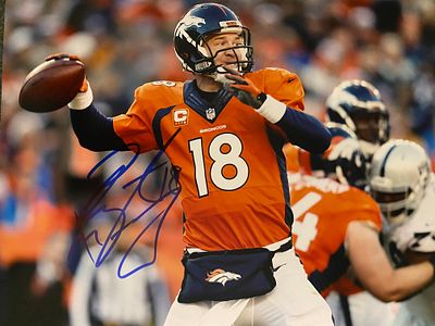 Denver Broncos Peyton Manning signed photo. 8x10 inches