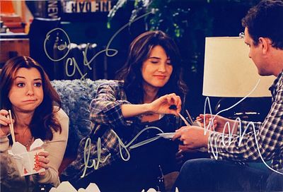 How I Met Your Mother cast facsimile signed photo autographed by Alyson Hannigan, Cobie 