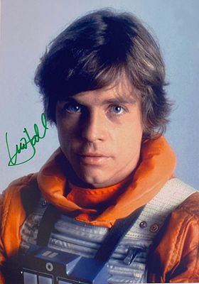 Star Wars Mark Hamill facsimile signed movie photo. Star Wars Mark Hamill facsimile signed 