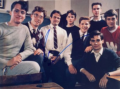 Dead Poets Society Robin Williams facsimile signed movie photo. 8x10 inches. This item is a 