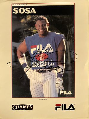 Sammy Sosa signed photo. 8x10 inches