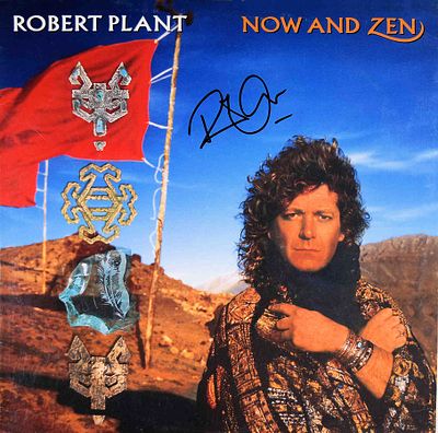 Led Zeppelin's Robert Plant signed Now And Zen album. Robert Plant 1988 Now And Zen album 