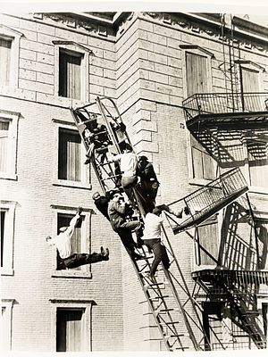 It's a Mad, Mad, Mad, Mad World movie photo. 8x10 inches