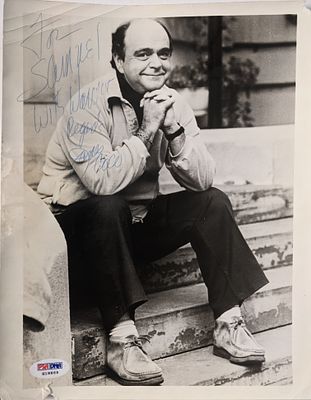 James Coco Signed Photo. PSA Authenticated. 8x10 inches