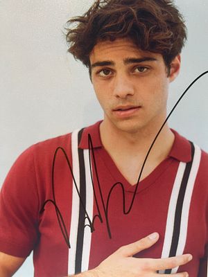 The Recruit Noah Centineo signed photo. Noah Centineo signed photo. 8x10 inches
