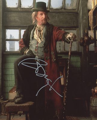 Richard Dreyfuss signed photo. 8x10 inches