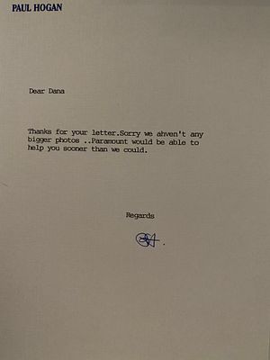 Crocodile Dundee Paul Hogan signed letter. Paul Hogan signed letter